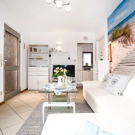 Haus Strandperle Holiday home *